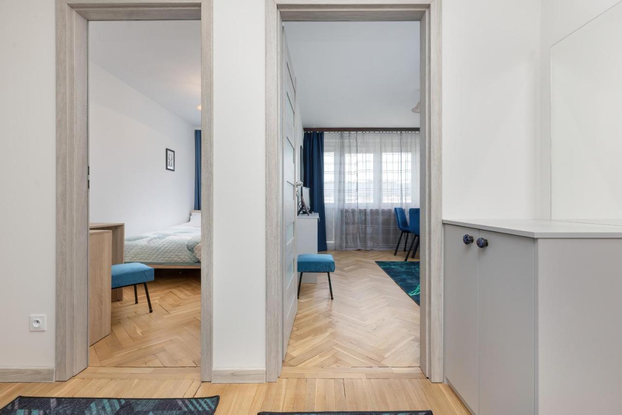 Cozy And Comfortable Wola Apartment By Noclegi Renters Βαρσοβία Εξωτερικό φωτογραφία