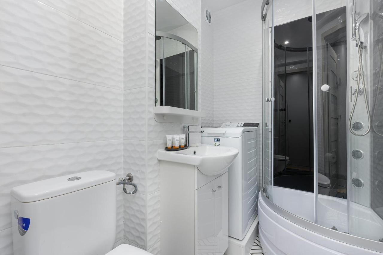 Cozy And Comfortable Wola Apartment By Noclegi Renters Βαρσοβία Εξωτερικό φωτογραφία